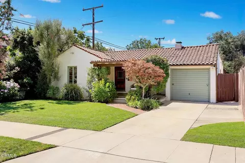 325 S Oak Ave, Pasadena, CA 91107