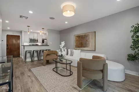 805 Temple Terrace 104, Los Angeles, CA 90042