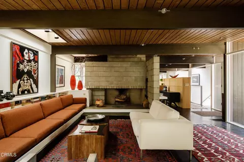 820 Burleigh Dr, Pasadena, CA 91105