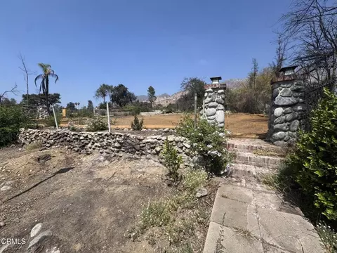 2975 Lake Ave, Altadena, CA 91001