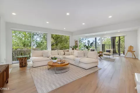 2065 Liliano Dr, Sierra Madre, CA 91024