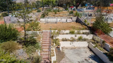 915 Concha St, Altadena, CA 91001