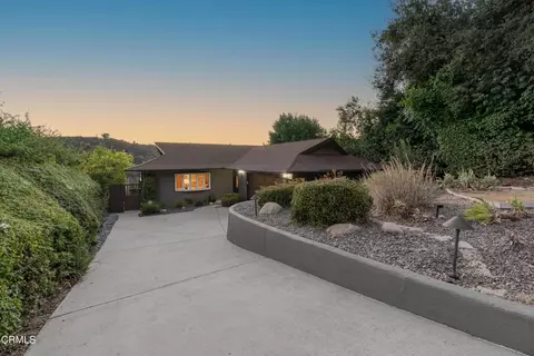 4031 Canyon Dell Dr, Altadena, CA 91001