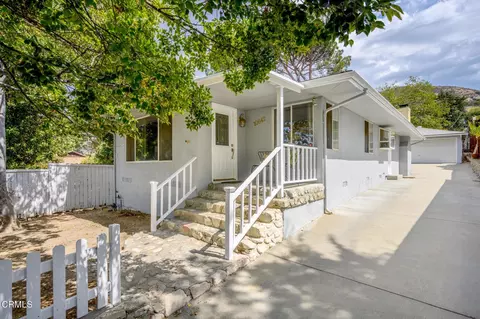 10642 Samoa Ave, Tujunga, CA 91042