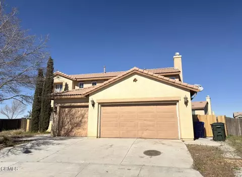 13720 Dove Ct, Victorville, CA 92394