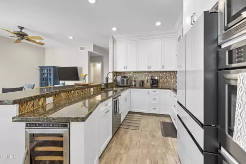 7412 Seabluff Dr #108, Huntington Beach, CA 92648