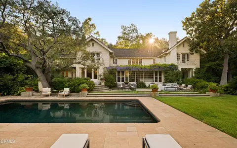 707 Rockwood Rd, Pasadena, CA 91105