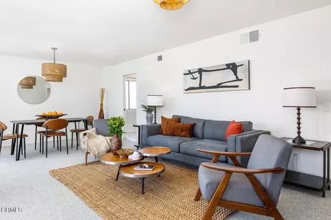 972 E California Blvd #201, Pasadena, CA 91106