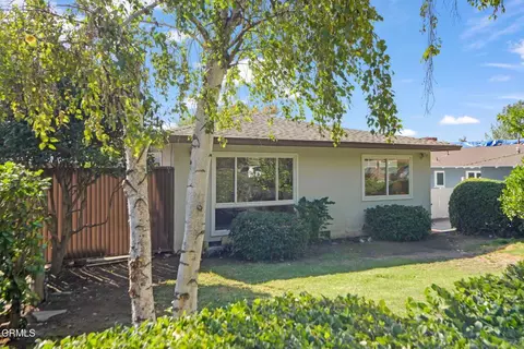 2702 Orange Ave, La Crescenta, CA 91214