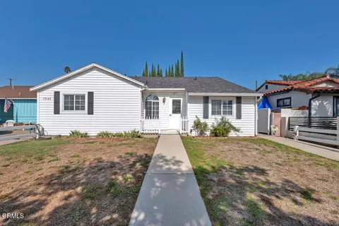 15743 Covello St, Lake Balboa, CA 91406