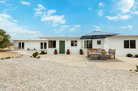 9054 Palomar Trl, Lucerne Valley, CA 92356