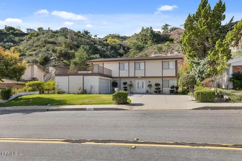3222 Emerald Isle Dr, Glendale, CA 91206