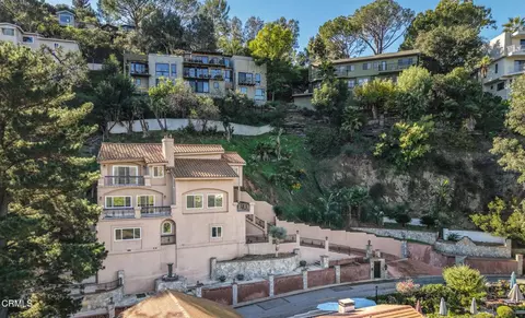 920 Glen Oaks Blvd, Pasadena, CA 91105