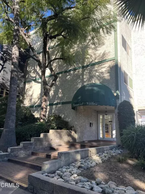 277 Pleasant St #201, Pasadena, CA 91101