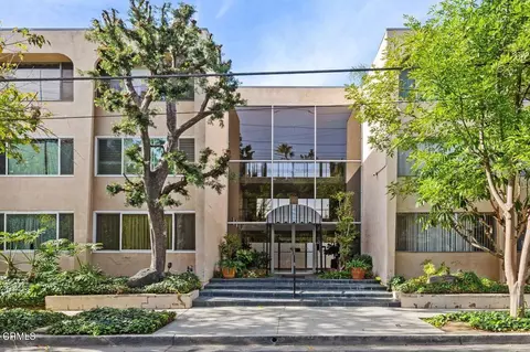 5411 Tyrone Ave #202, Sherman Oaks, CA 91401