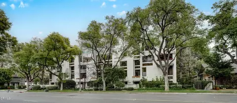 500 E Del Mar Blvd #12, Pasadena, CA 91101