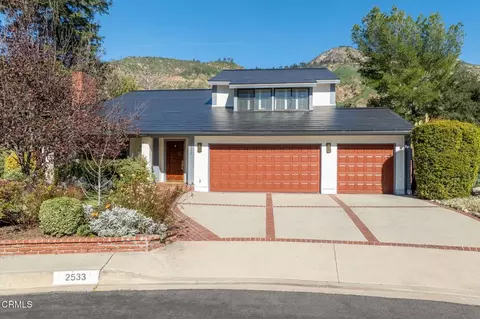 2533 Canyon View Ln, Pasadena, CA 91107