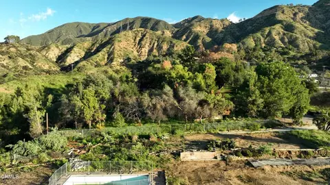 3689 Fair Oaks Ave, Altadena, CA 91001