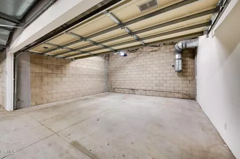 Exterior - 239 S Marengo Ave #303, Pasadena, CA 91101 photo 4 of 4