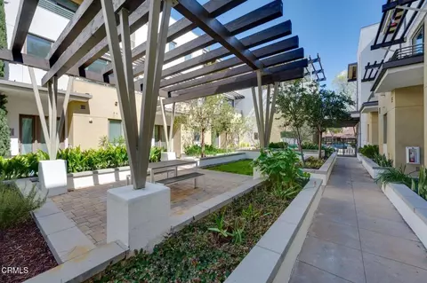Exterior - 239 S Marengo Ave #303, Pasadena, CA 91101 photo 3 of 4