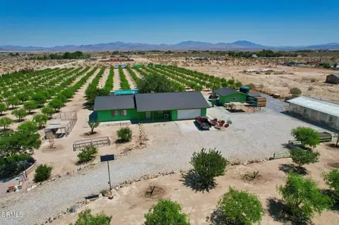 34738 Old Woman Springs Rd, Lucerne Valley, CA 92356