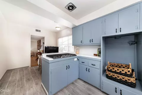 Kitchen - 1305 Solita Rd, Pasadena, CA 91103 photo 3 of 3