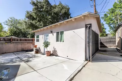 Exterior - 1305 Solita Rd, Pasadena, CA 91103 photo 4 of 4