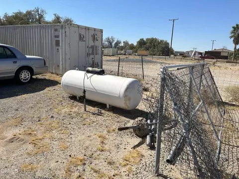 57376 Ca-127, Baker, CA 92309 photo 16