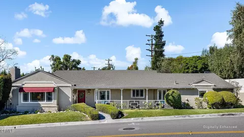 1247 Flanders Rd, La Canada Flintridge, CA 91011
