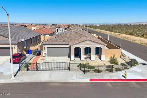 11992 Olivine Rd, Victorville, CA 92392