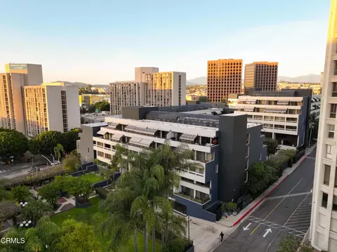 880 W 1st St #302, Los Angeles, CA 90012