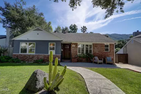 1255 Oak Circle Dr, Glendale, CA 91208