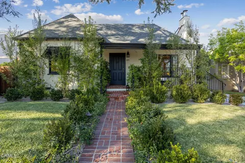 2071 Casa Grande St, Pasadena, CA 91104