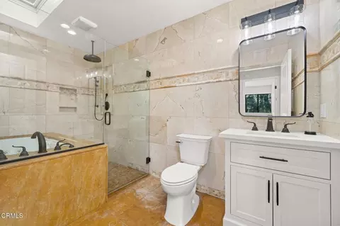 Bath - 5300 E Atherton St #2F, Long Beach, CA 90815 photo 1 of 1