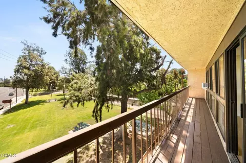 Exterior - 5300 E Atherton St #2F, Long Beach, CA 90815 photo 1 of 2
