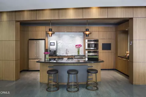 Kitchen - 840 E Green St #309, Pasadena, CA 91101 photo 4 of 4