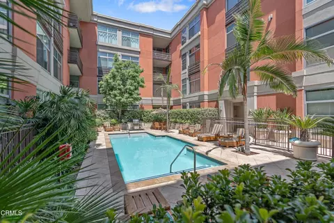 Exterior - 840 E Green St #309, Pasadena, CA 91101 photo 1 of 2