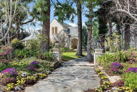 1535 Circle Dr, San Marino, CA 91108