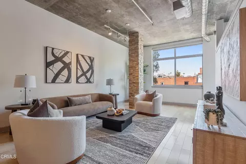 840 E Green St #217, Pasadena, CA 91101