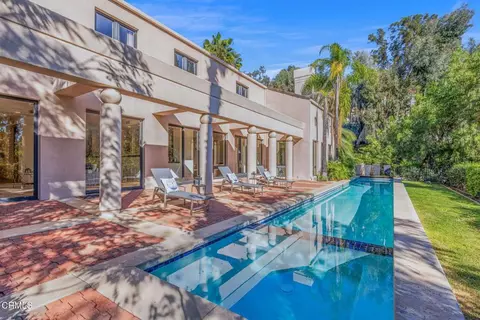 Exterior - 1265 Chateau Rd, Pasadena, CA 91105 photo 3 of 14