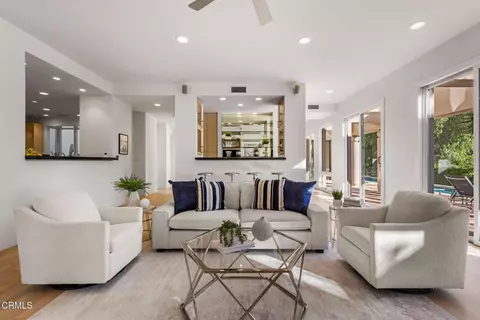 Living - 1265 Chateau Rd, Pasadena, CA 91105 photo 4 of 4