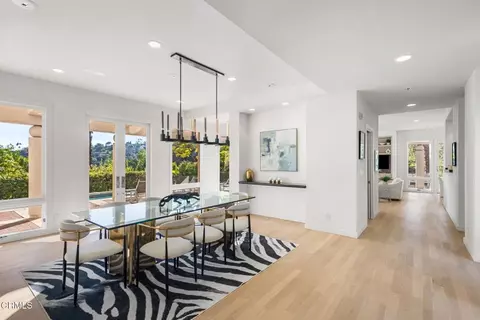 Dining - 1265 Chateau Rd, Pasadena, CA 91105 photo 3 of 4