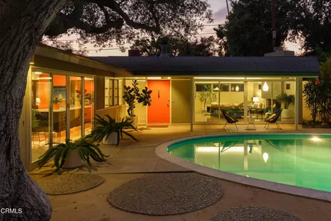 2065 Canyon Close Rd, Pasadena, CA 91107