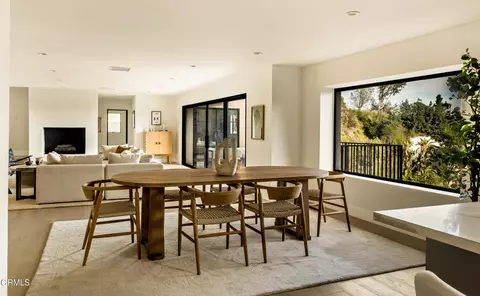 2994 Durand Dr, Los Angeles, CA 90068
