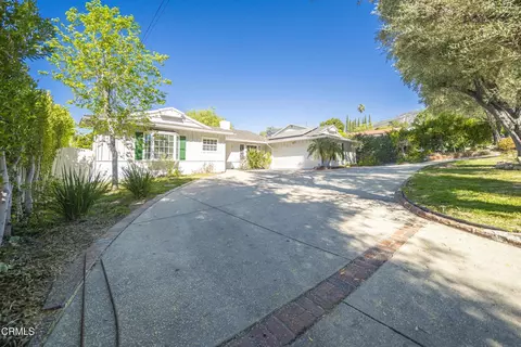 4711 Briggs Ave, La Crescenta, CA 91214