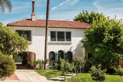 1266 N Flores St, West Hollywood, CA 90069