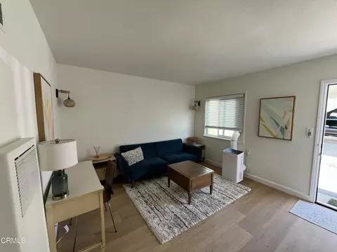 Living - 1932 E Washington Blvd, Pasadena, CA 91104 photo 4 of 5