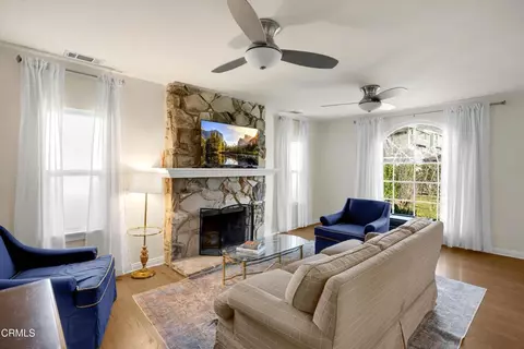 Living - 1932 E Washington Blvd, Pasadena, CA 91104 photo 1 of 5