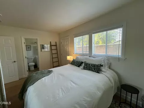 Bedroom - 1932 E Washington Blvd, Pasadena, CA 91104 photo 4 of 4