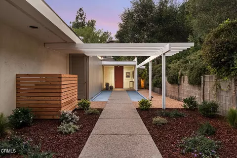 5511 Vista Canada Pl, La Canada Flintridge, CA 91011